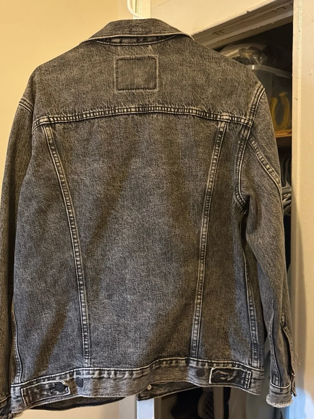 Levi’s Men’s Denim Trucker Jacket Medium Gray Acid Wash - Picture 4 of 6